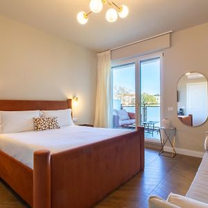 Deluxe Dreibettzimmer